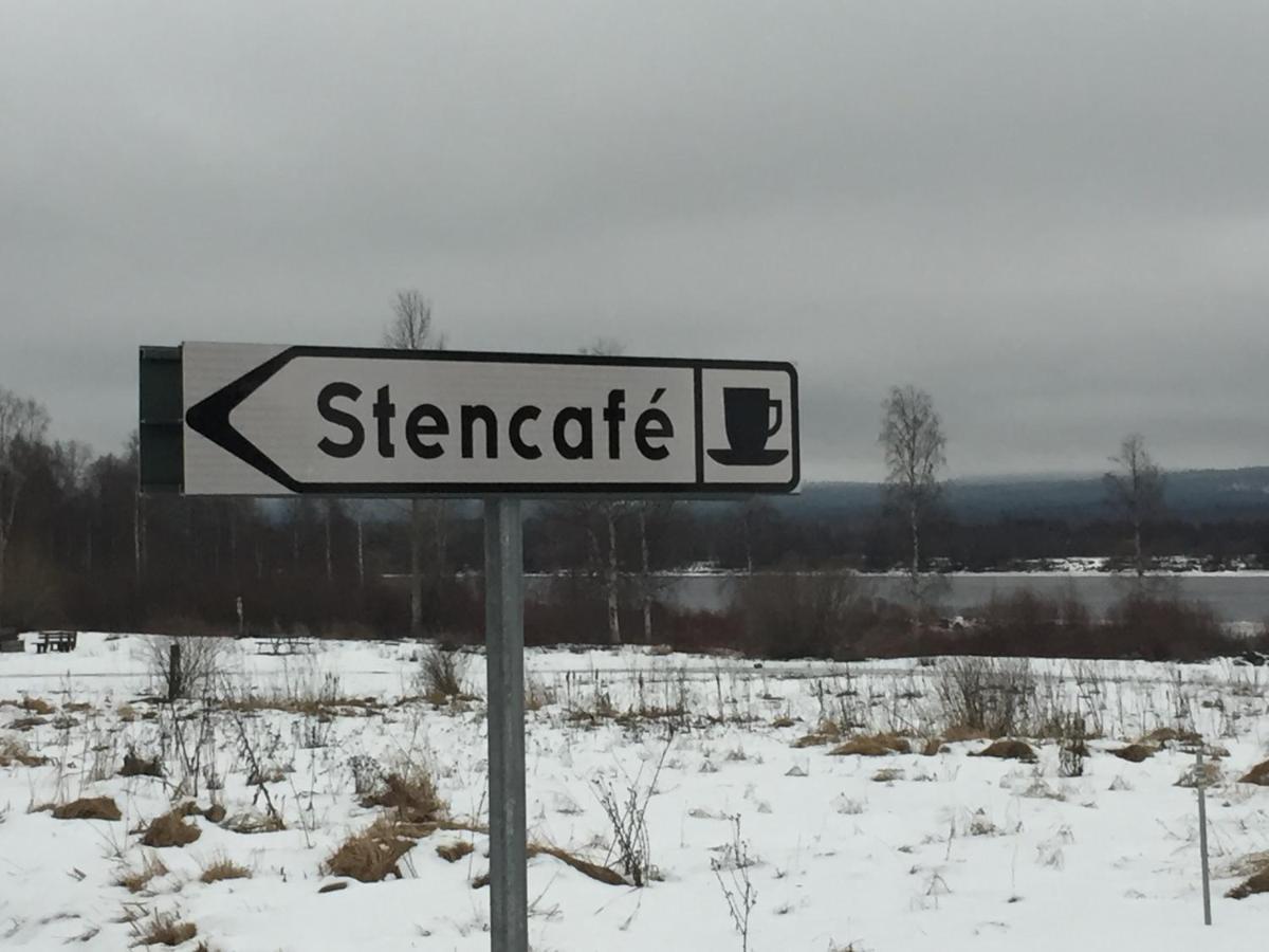 Stuga Vid Hedenaesets Stencafe Exterior foto